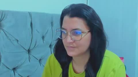 Snapshot of marilyn_garcia chatting on January 26, 5:23 pm MARILYN SEXY online show from January 26, 5:23 pm