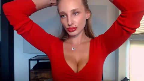 Snapshot of marilyndevilish chatting on September 18, 4:09 pm MarilynDevilish online show from September 18, 4:09 pm