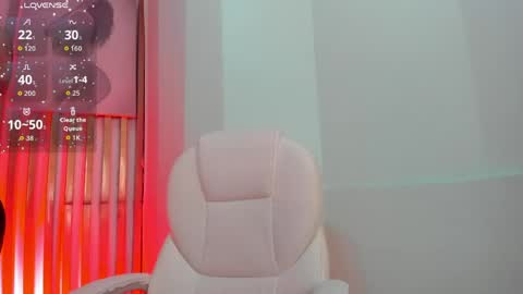 Marilyn online show from May 19, 5:25 am