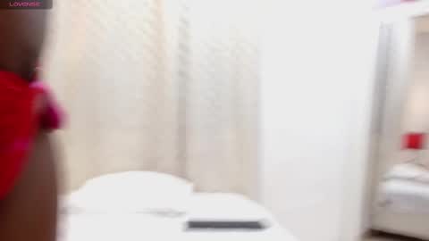 Snapshot of marilynrios_12 chatting on March 11, 7:47 pm MarilynRios 12 online show from March 11, 7:47 pm