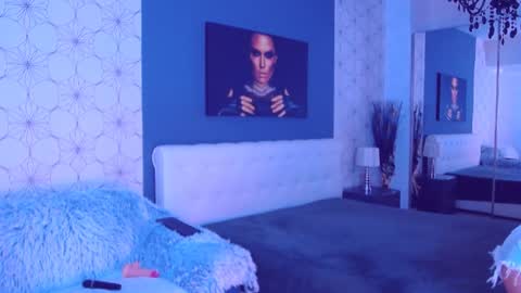 Mary Mais online show from February 5, 10:41 am