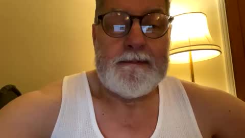 Snapshot of marin50 chatting on February 28, 2:31 am marin50 online show from February 28, 2:31 am