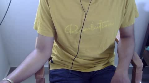 Snapshot of marinavine chatting on March 23, 6:28 am The SHY UncutBoy online show from March 23, 6:28 am