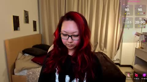 Marine  online show from March 28, 2:05 pm