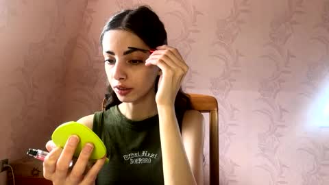 Anny online show from May 18, 9:04 am