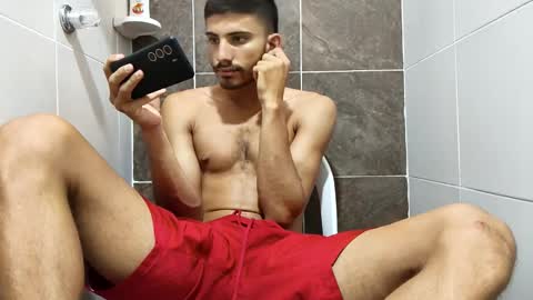 Snapshot of mariobrosss517470 chatting on June 10, 7:35 pm mariobrosss517470 online show from June 10, 7:35 pm