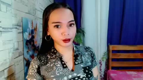 Snapshot of marishkafoxx chatting on June 15, 11:45 am marishka online show from June 15, 11:45 am