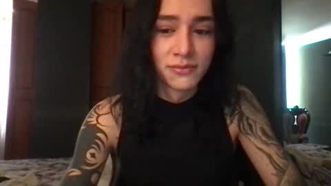 Snapshot of marishkah chatting on May 19, 3:51 pm Marishka online show from May 19, 3:51 pm