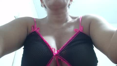 mariska_69 online show from September 18, 1:02 pm