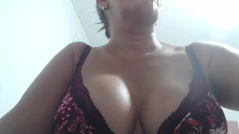 mariska_69 online show from May 25, 6:52 am