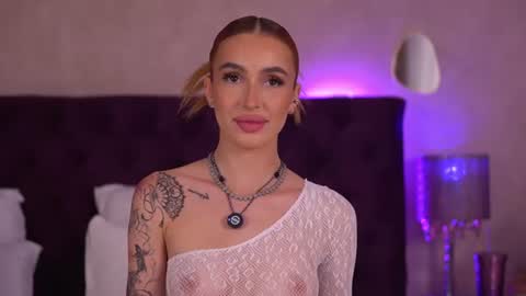 Marissa online show from June 16, 5:10 am