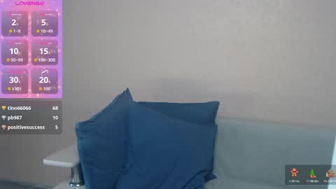 Snapshot of mariyawillson chatting on April 5, 5:15 am MariyaWillson online show from April 5, 5:15 am