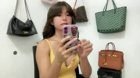 Snapshot of marjory_love_you chatting on July 11, 6:54 pm maria online show from July 11, 6:54 pm