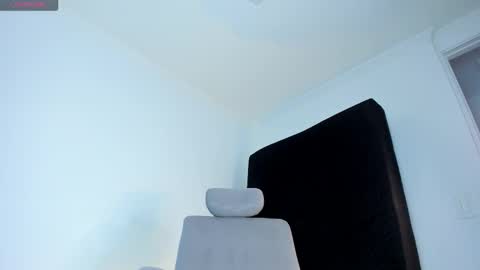 mark_broown_ online show from February 24, 10:19 pm