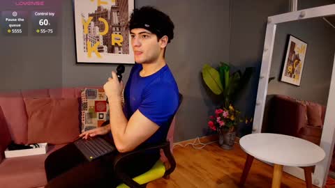 mark_evans1_ online show from February 6, 1:38 am