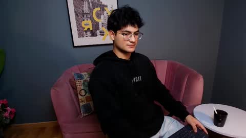 mark_evans1_ online show from March 12, 7:38 pm