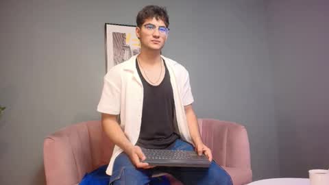 mark_evans1_ online show from October 23, 8:29 pm