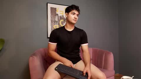 mark_evans1_ online show from November 25, 2:39 pm