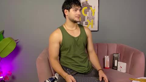 mark_evans1_ online show from May 28, 7:11 pm