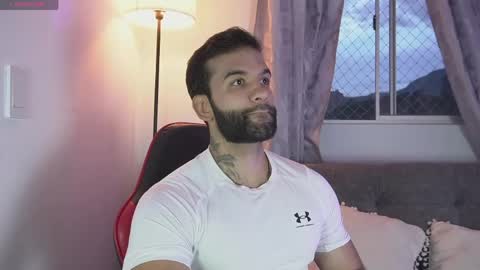 Snapshot of mark_hazze chatting on April 26, 11:13 pm Mark online show from April 26, 11:13 pm