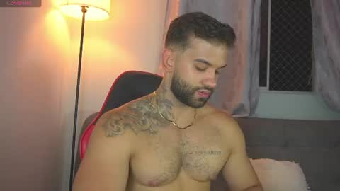 Snapshot of mark_hazze chatting on June 22, 12:24 am Mark online show from June 22, 12:24 am