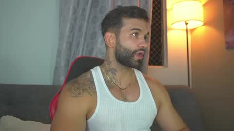 Snapshot of mark_hazze chatting on July 26, 12:41 am Mark online show from July 26, 12:41 am