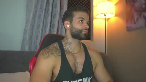 Snapshot of mark_hazze chatting on August 1, 12:10 am Mark online show from August 1, 12:10 am