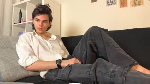 Mark online show from December 22, 2:03 pm