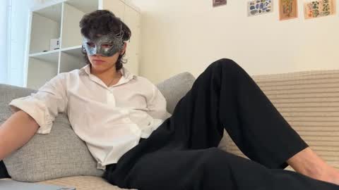 Mark online show from February 14, 9:50 am