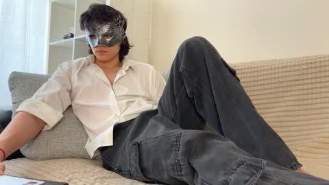 Mark online show from February 18, 9:49 am