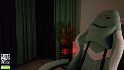 Mark online show from November 17, 3:07 pm