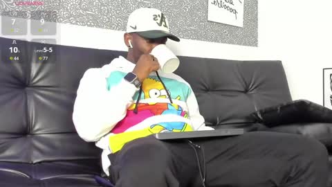 Mark online show from April 16, 3:18 am