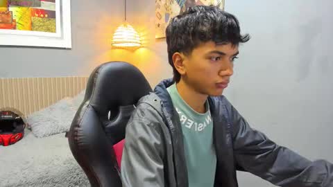 markbowie online show from November 18, 11:47 am