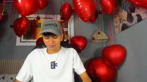 markbowie online show from February 13, 1:40 pm