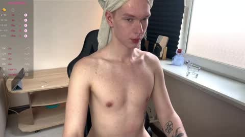 Mark online show from April 18, 10:08 am