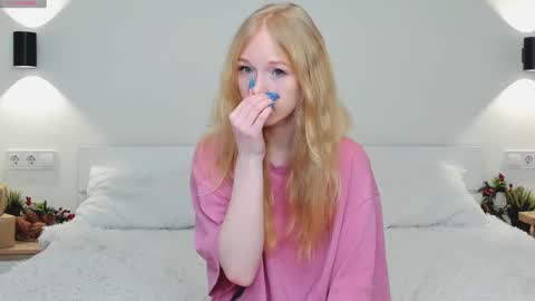 Snapshot of markettadeerman chatting on January 19, 4:05 am markettadeerman online show from January 19, 4:05 am