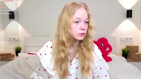 Snapshot of markettadeerman chatting on February 17, 5:15 am markettadeerman online show from February 17, 5:15 am