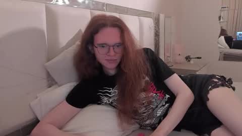 Mark online show from November 13, 10:25 am