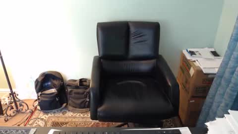 Snapshot of markinwest chatting on March 25, 10:27 pm MarkinWest online show from March 25, 10:27 pm