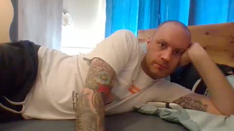 Snapshot of markus_7 chatting on September 9, 10:59 am markus_7 online show from September 9, 10:59 am