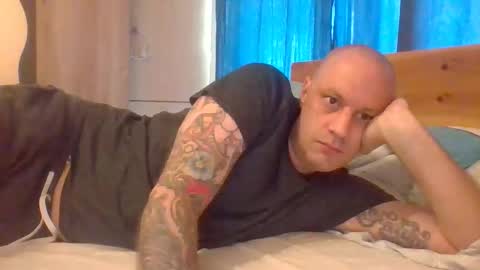 Snapshot of markus_7 chatting on September 18, 11:56 am markus_7 online show from September 18, 11:56 am