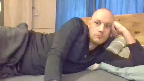 Snapshot of markus_7 chatting on September 28, 2:55 pm markus_7 online show from September 28, 2:55 pm