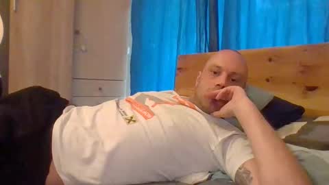 Snapshot of markus_7 chatting on September 29, 1:27 pm markus_7 online show from September 29, 1:27 pm