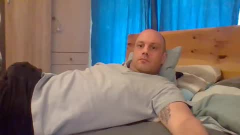 Snapshot of markus_7 chatting on September 30, 7:24 am markus_7 online show from September 30, 7:24 am