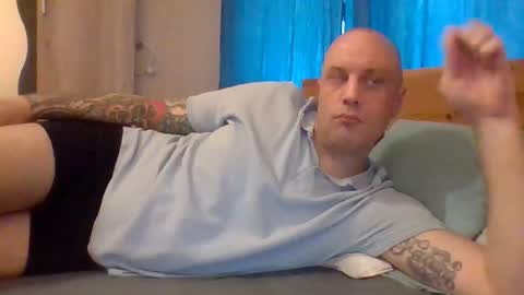 Snapshot of markus_7 chatting on October 8, 11:30 am markus_7 online show from October 8, 11:30 am