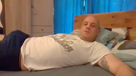 Snapshot of markus_7 chatting on October 10, 8:57 am markus_7 online show from October 10, 8:57 am
