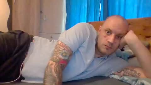 Snapshot of markus_7 chatting on October 23, 10:36 am markus_7 online show from October 23, 10:36 am