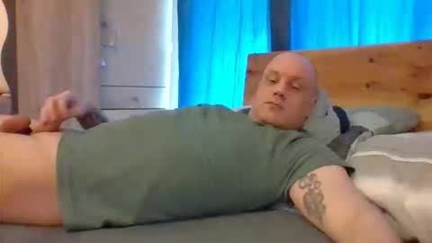 markus_7 online show from March 20, 9:47 am