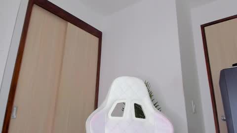 Snapshot of markus_blass chatting on February 13, 10:00 pm markus... Y online show from February 13, 10:00 pm