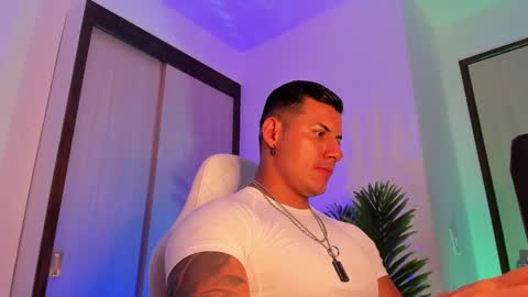 Snapshot of markus_blass chatting on February 23, 10:31 pm markus... Y online show from February 23, 10:31 pm